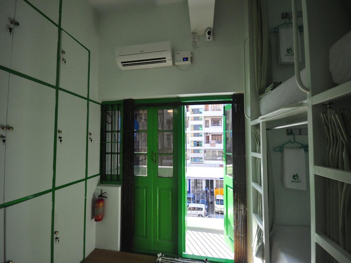Hostel Latha Yangon Exterior photo